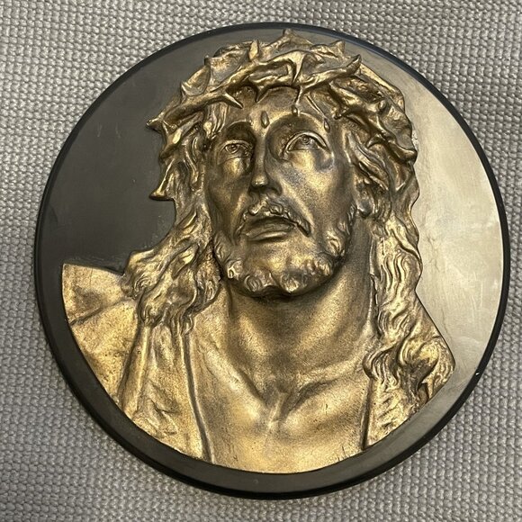 Crown of Thorns Jesus Wall Plaque - Crucified Christ - Picture 1 of 5